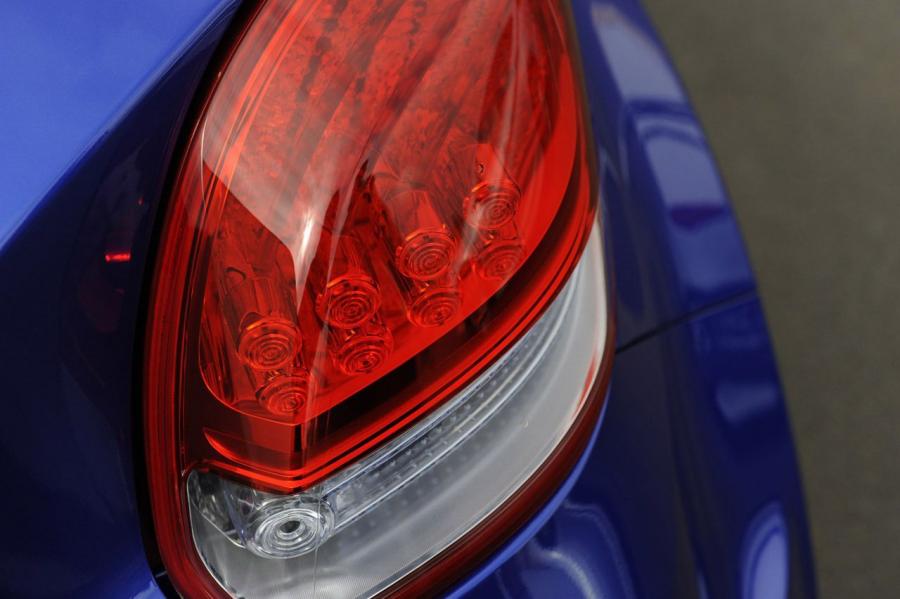 Hyundai Veloster Turbo R-Spec 2014 года  (фото 27 из 40)
